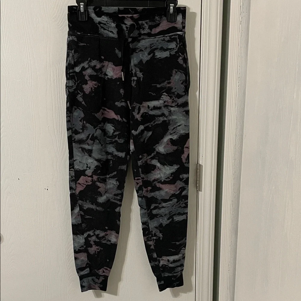 Athleta Salutation Balance Jogger XS Marine Black Camo Athletic Pant High Rise - Picture 4 of 12